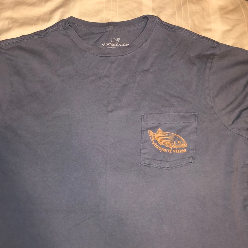 Vineyard Vines T-shirt